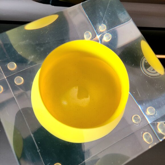 Jonathan Adler clear and yellow glass vase. Art glass. Designer vase. - Picture 6 of 8